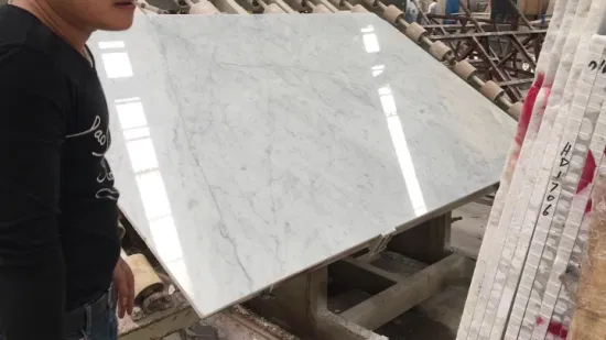 Laje de mármore branco Bianco Carrara selecionada para piso/piso/azulejo de banheiro